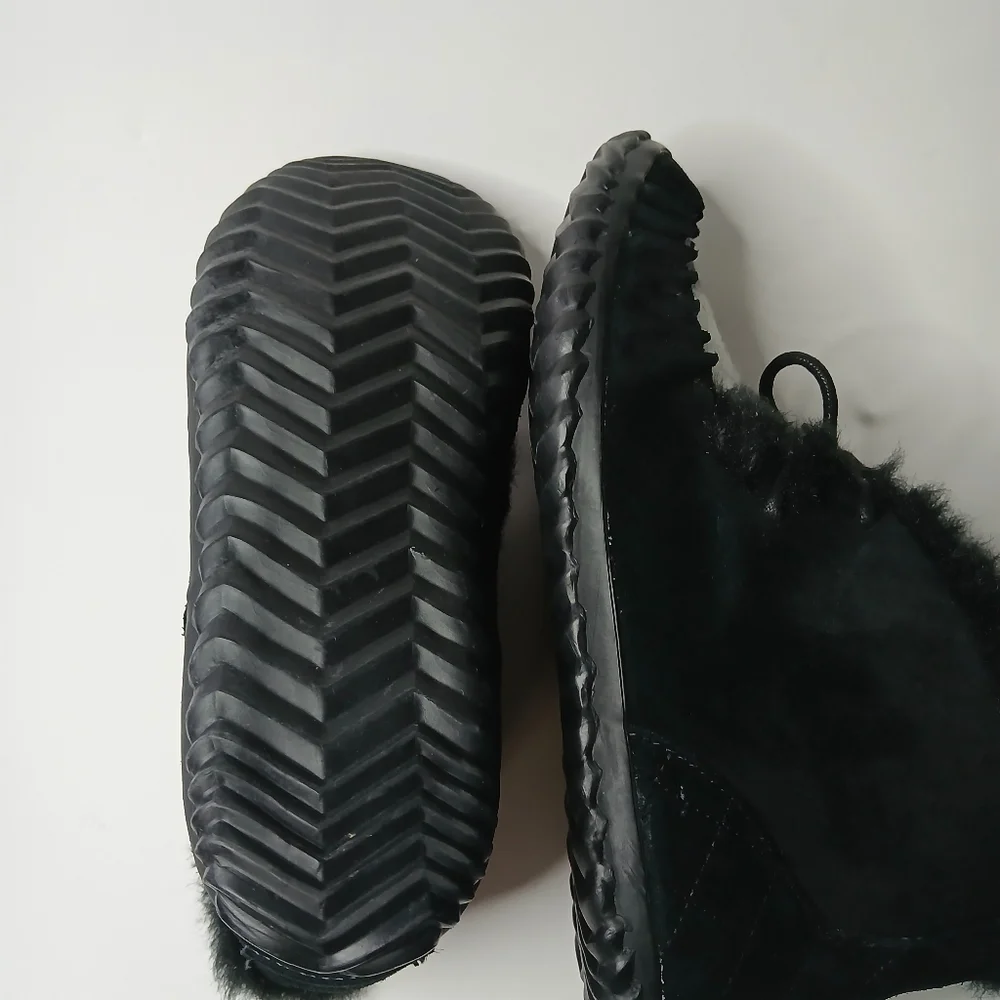 Sorel Women's Black‎ and White Plaid Winter Boots